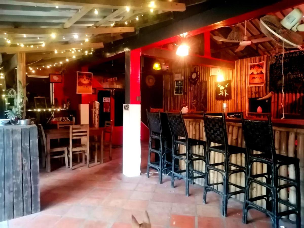 Tortuga Guesthouse Kampot Ngoại thất bức ảnh