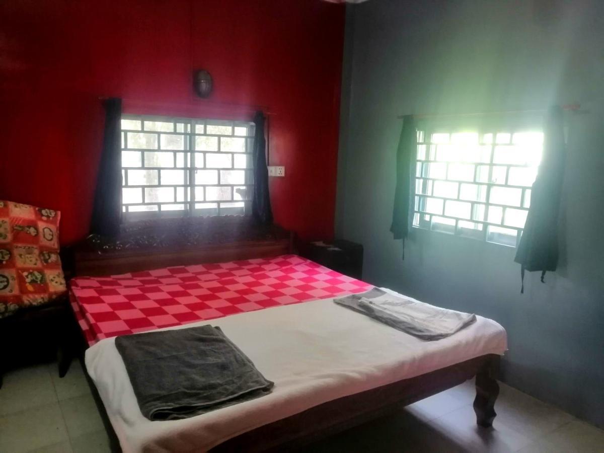 Tortuga Guesthouse Kampot Ngoại thất bức ảnh