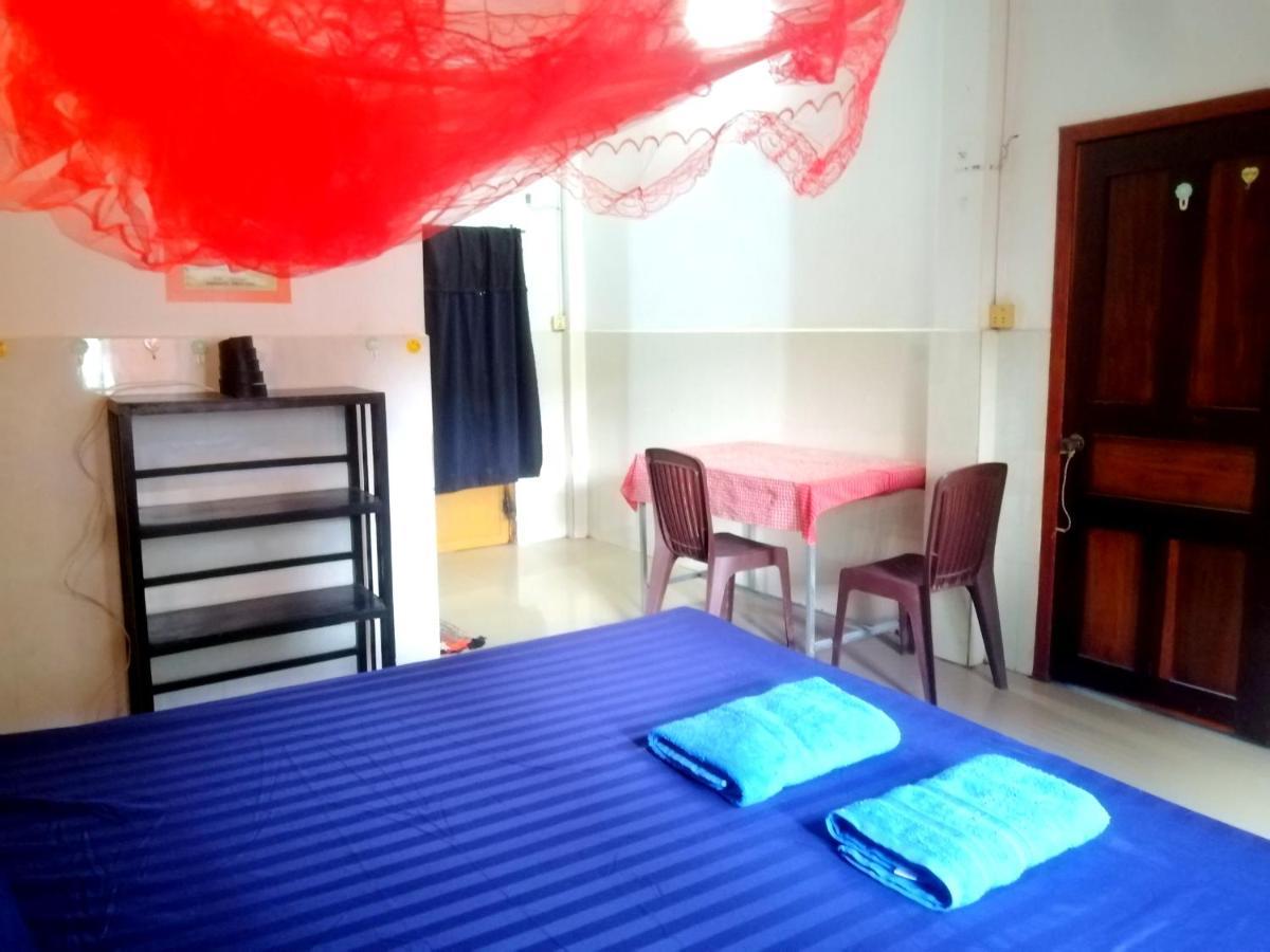 Tortuga Guesthouse Kampot Ngoại thất bức ảnh
