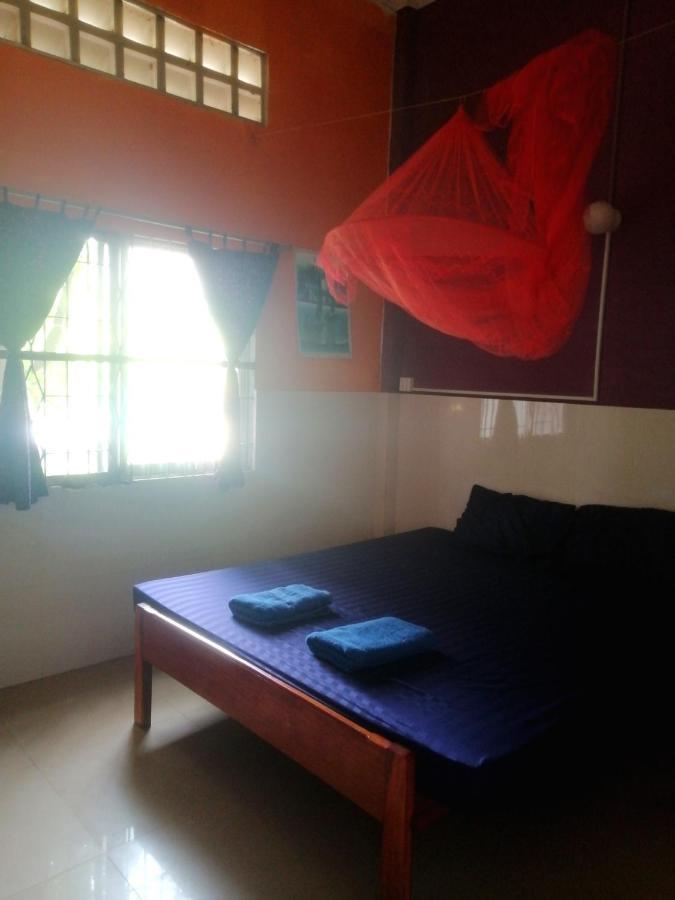 Tortuga Guesthouse Kampot Ngoại thất bức ảnh